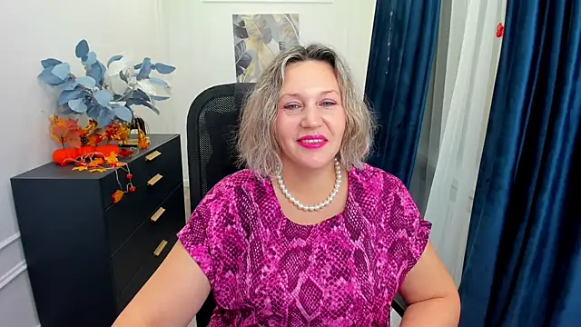 NinaStarle online show from 10/27/25, 04:38