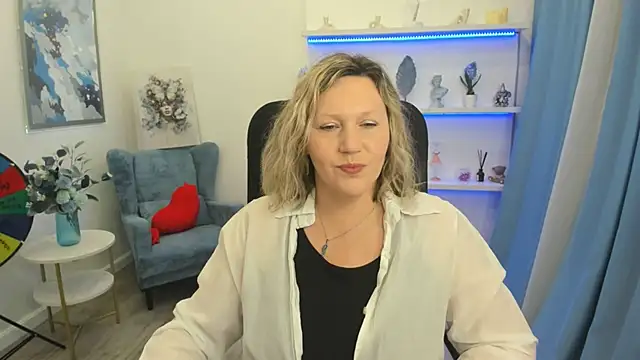 NinaStarle online show from 04/19/26, 11:31