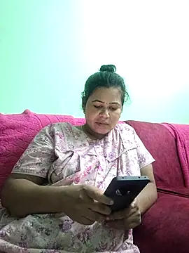 tamilaruvi online show from 04/17/26, 06:38