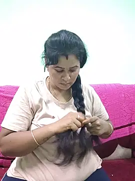 Snapshot of tamilaruvi chatting on 05/26/26, 06:37 tamilaruvi online show from 05/26/26, 06:37