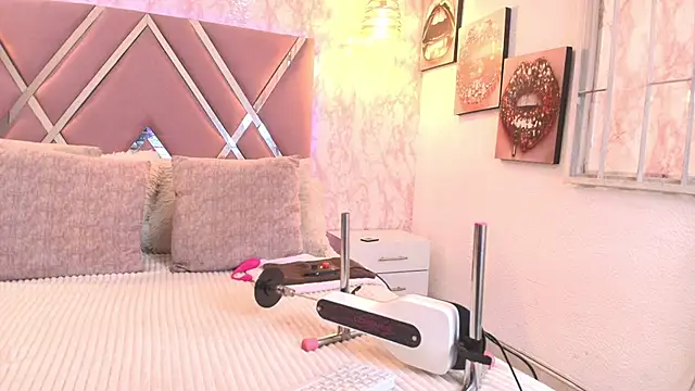 Aliice1  online show from 09/23/25, 06:11