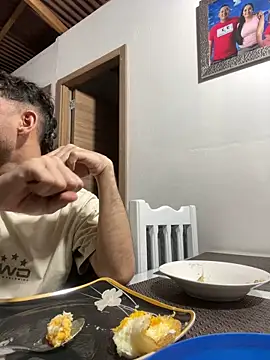 Michaell Spinelly online show from 11/13/25, 03:05