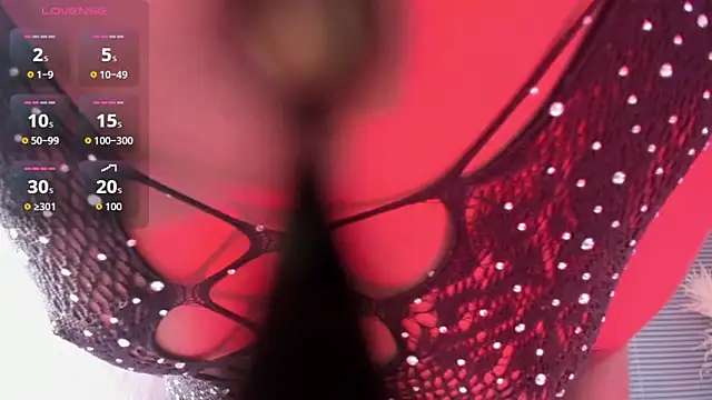 NathalyLeen online show from 11/06/25, 08:43