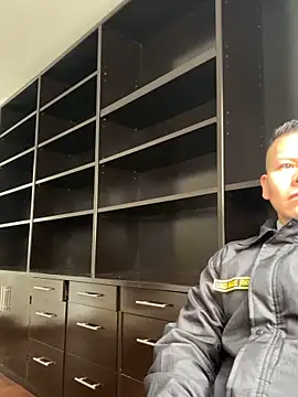 Manu0586 online show from 09/08/25, 05:23