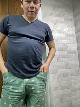 Manu0586 online show from 11/25/25, 02:00