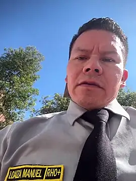 Manu0586 online show from 04/12/26, 07:41