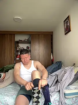 Snapshot of Manu0586 chatting on 05/15/26, 08:16 Manu0586 online show from 05/15/26, 08:16