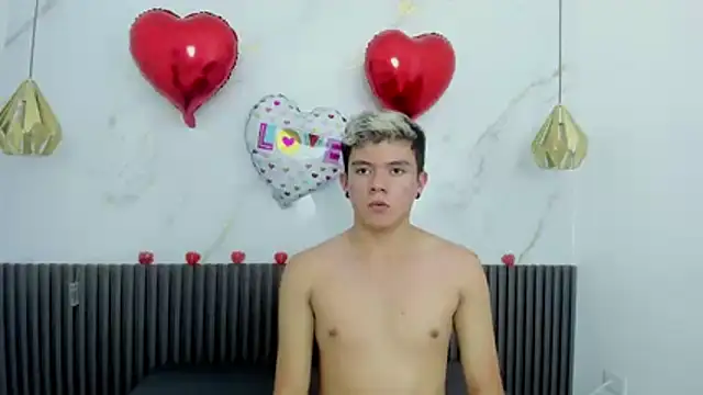 Snapshot of AndyFame1 chatting on 02/21/26, 05:36 AndyFame1 online show from 02/21/26, 05:36