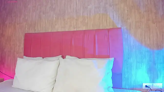 Kendra kobein online show from 11/25/25, 07:47