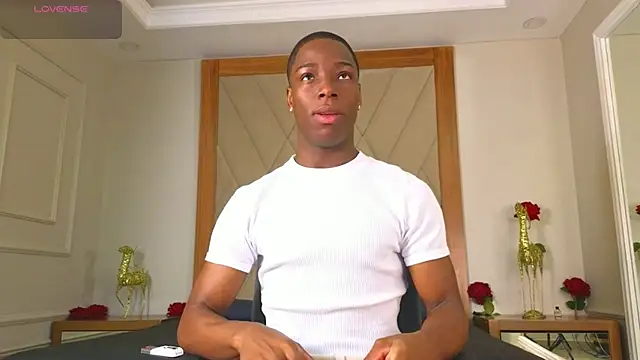 Snapshot of CharlesBrown_ chatting on 06/08/26, 02:17 CharlesBrown online show from 06/08/26, 02:17