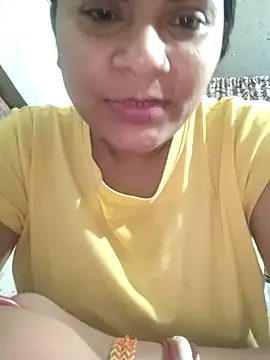 couple 71 online show from 04/25/26, 06:05