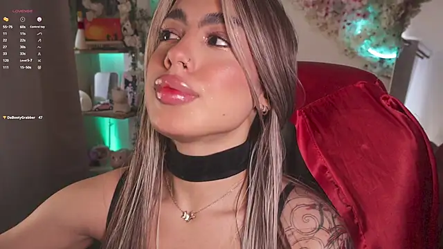 Miila snow online show from 09/09/25, 02:16