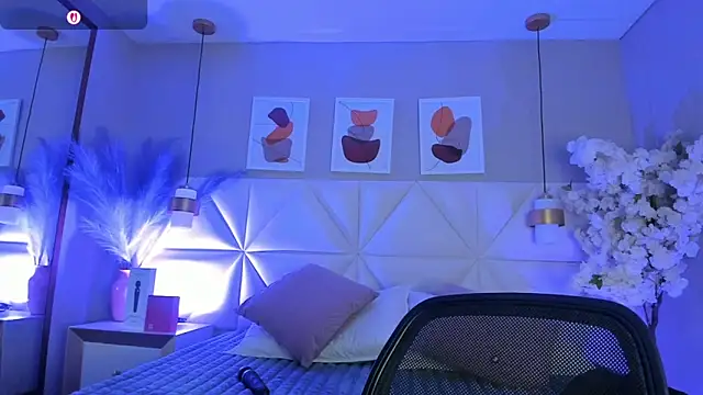 Valeria carter online show from 10/31/25, 07:48