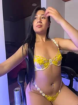 evelyn ch  online show from 03/03/26, 08:15