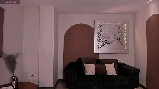 SarahYates online show from 03/11/26, 04:07