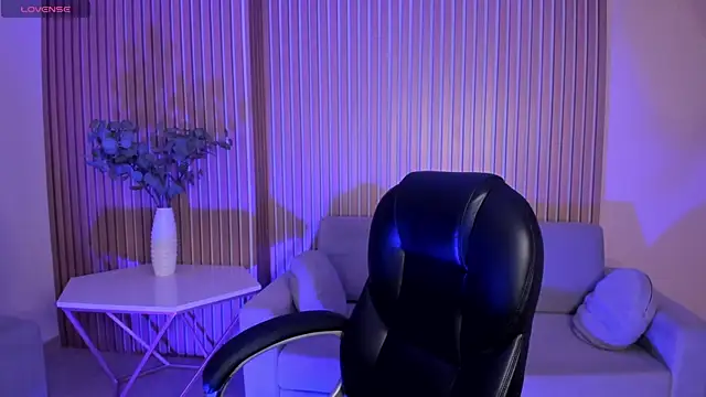 SarahYates online show from 07/02/26, 03:34