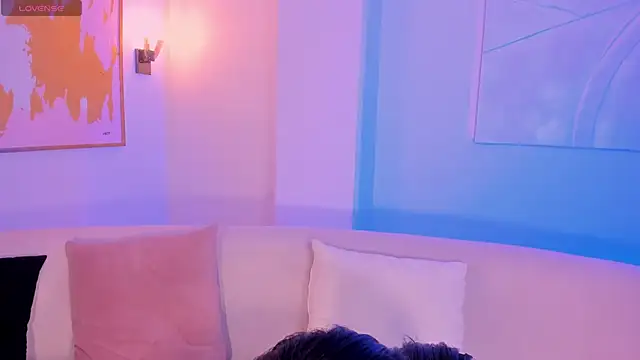 IsabellaMoreau online show from 09/25/25, 08:23