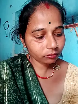 Snapshot of Cut_itri chatting on 09/29/25, 03:22 Cut itri online show from 09/29/25, 03:22