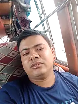 Snapshot of CatchingBouquet chatting on 10/07/25, 04:20 CatchingBouquet online show from 10/07/25, 04:20