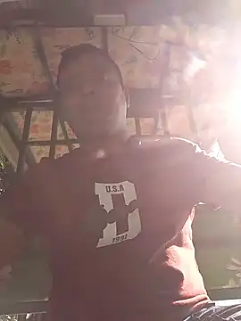 Snapshot of CatchingBouquet chatting on 11/25/25, 08:25 CatchingBouquet online show from 11/25/25, 08:25