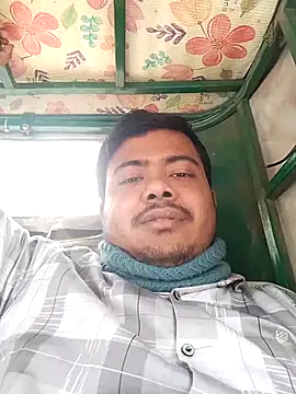 Snapshot of CatchingBouquet chatting on 01/19/26, 07:01 CatchingBouquet online show from 01/19/26, 07:01