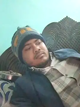 Snapshot of CatchingBouquet chatting on 02/02/26, 03:11 CatchingBouquet online show from 02/02/26, 03:11