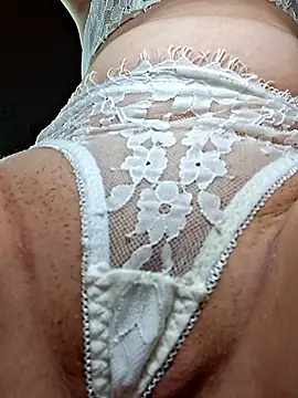 Snapshot of Olivia_OliV chatting on 10/10/25, 01:26 Olivia OliV online show from 10/10/25, 01:26