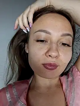 Snapshot of Olivia_OliV chatting on 06/04/26, 01:11 Olivia OliV online show from 06/04/26, 01:11