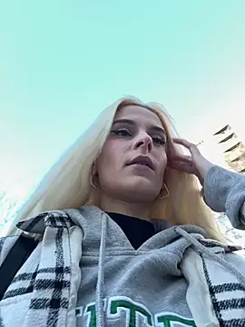 SelenaDaze online show from 04/07/26, 04:57