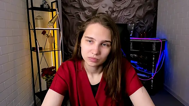 Snapshot of TessaMill chatting on 09/10/25, 05:07 TessaMill online show from 09/10/25, 05:07