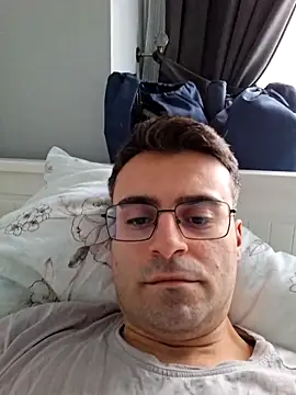 Obstacless online show from 02/04/26, 06:41