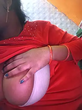 Dassing strip couple online show from 02/01/26, 10:30