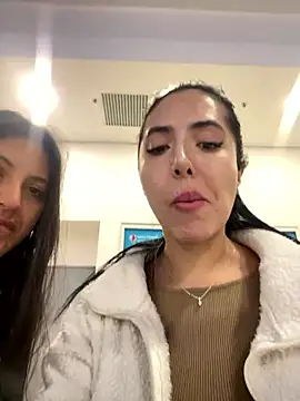 Snapshot of oh_nina chatting on 01/09/26, 11:06 oh nina online show from 01/09/26, 11:06