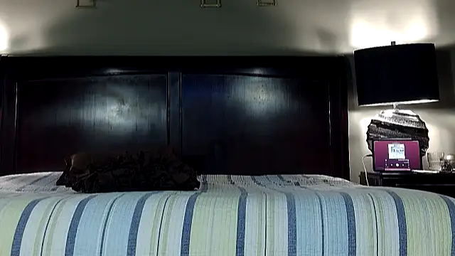 Hornylouisewil online show from 11/28/25, 11:40