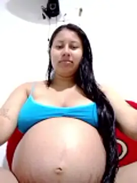 Snapshot of Hot_Rihanna chatting on 02/26/26, 04:50 Hot Rihanna online show from 02/26/26, 04:50