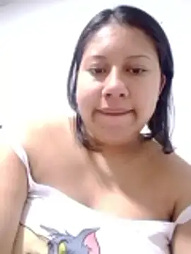 Snapshot of Hot_Rihanna chatting on 03/04/26, 11:38 Hot Rihanna online show from 03/04/26, 11:38