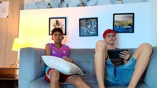 TWINKS FRIENDS online show from 05/16/26, 01:21