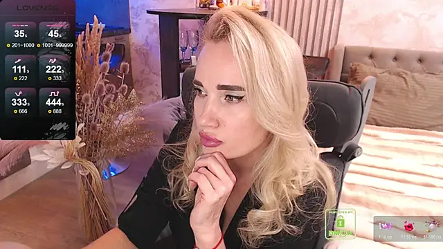 FreeBerryMILF online show from 02/07/26, 08:12