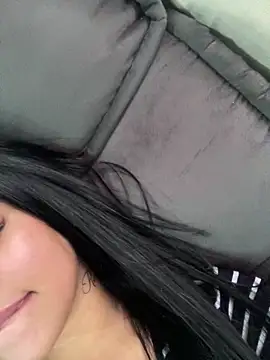 Snapshot of jujuarantes__2025 chatting on 11/05/25, 04:29 jujuarantes 2025 online show from 11/05/25, 04:29