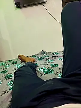 Snapshot of Dickdelhi chatting on 10/04/25, 04:05 Dickdelhi online show from 10/04/25, 04:05