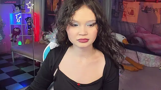 EmilyChaves online show from 01/06/26, 08:07