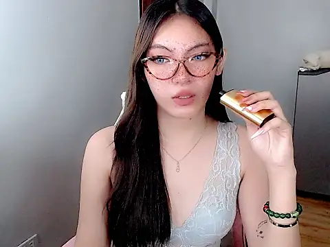 Miss hornydolly online show from 03/16/26, 01:11