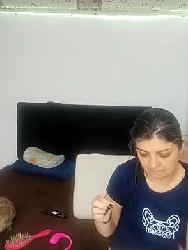 queemking online show from 01/31/26, 10:41