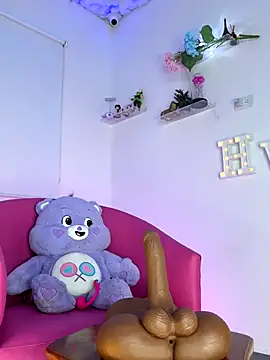 Helen Vidall online show from 10/06/25, 03:48