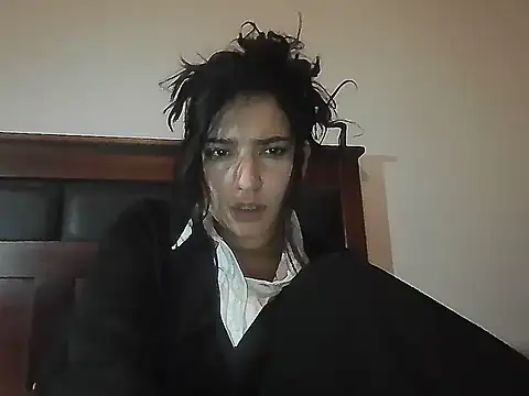 Snapshot of creepyh0e_ chatting on 06/08/26, 10:10 creepyh0e online show from 06/08/26, 10:10