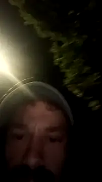 Snapshot of jvdzj-0_ chatting on 10/18/25, 10:21 jvdzj-0  online show from 10/18/25, 10:21