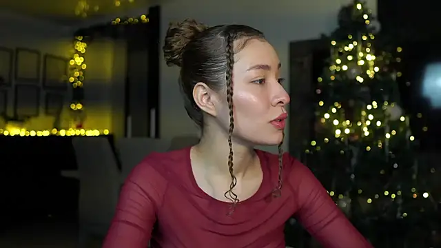 isabella-garcia- online show from 12/20/25, 03:35