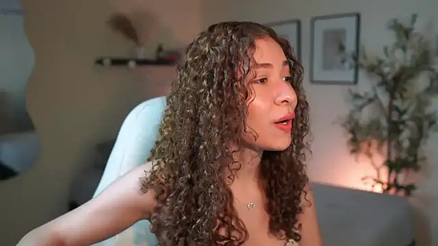 isabella-garcia- online show from 03/19/26, 02:15