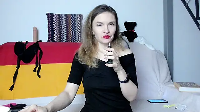 Katherine Twilight online show from 02/20/25, 03:30