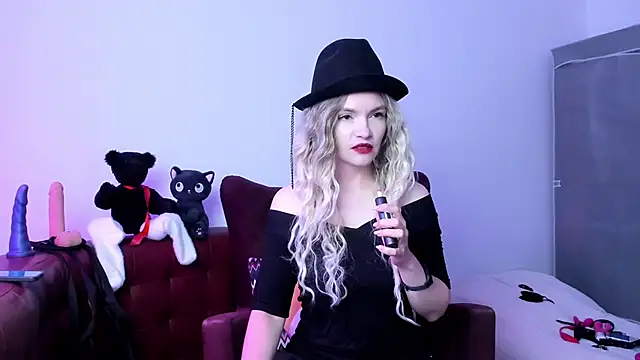 Katherine Twilight online show from 09/18/25, 03:36